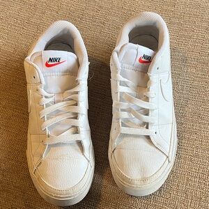 Nike Court Shoes white